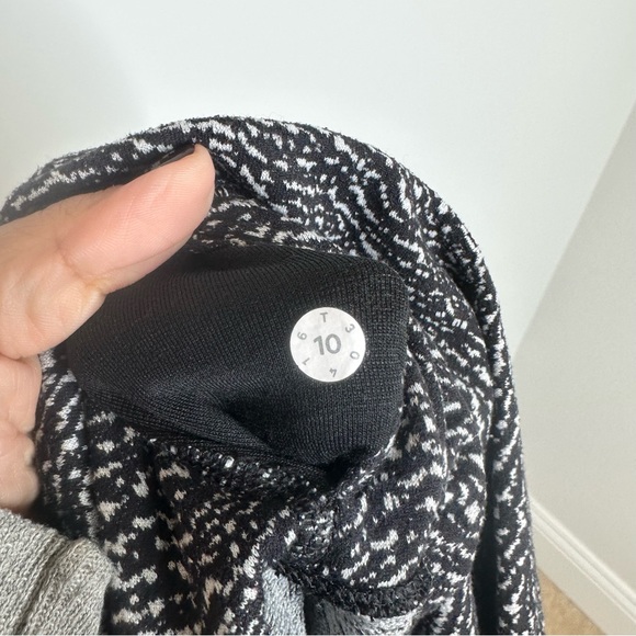 Lululemon High Times Pant in Luon Suited Jacquard Black White - Picture 6 of 8